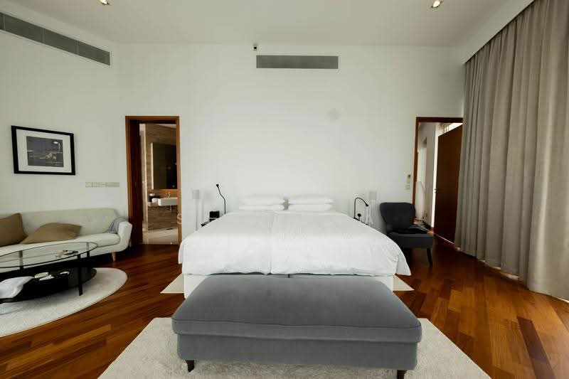 Saint Thomas Suites, 33 St Thomas Walk, Orchard / River Valley, 6 Bedrooms, 7,686 sqft, Condominium For Rent, by Samantha Foo, 500254377 - Bedroom - PropertyGuru.com.sg