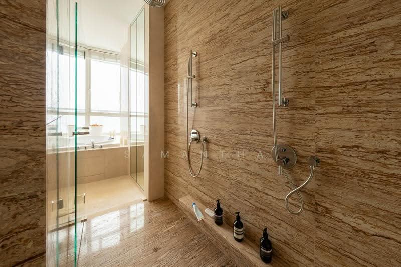Saint Thomas Suites, 33 St Thomas Walk, Orchard / River Valley, 6 Bedrooms, 7,686 sqft, Condominium For Rent, by Samantha Foo, 500254377 - Bathroom - PropertyGuru.com.sg