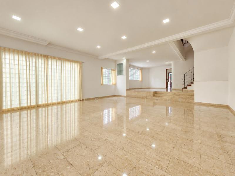 FINEST JUST LISTED Detached 1km to Tao Nan, Telok Kurau, East Coast / Marine Parade, 5 Bedrooms, 6,500 sqft, Detached House For Sale, by Julius WL Fock, 500254380 - Living Room - PropertyGuru.com.sg