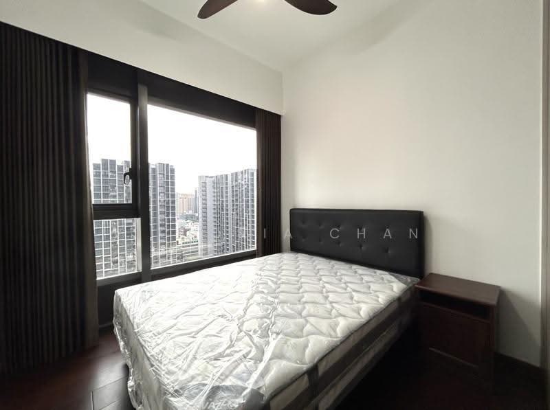 Midtown Modern, 18 Tan Quee Lan Street, Beach Road / Bugis / Rochor, 3 Bedrooms, 1,066 sqft, Condominium For Sale, by Victoria Chan, 500254405 - Bedroom - PropertyGuru.com.sg