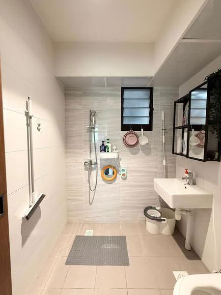 799A Woodlands Drive 60, 799A Woodlands Drive 60, Admiralty / Woodlands, 2 Bedrooms, 731 sqft, HDB Flat For Sale, by Rusydi Yusoff, 500254412 - Bathroom - PropertyGuru.com.sg