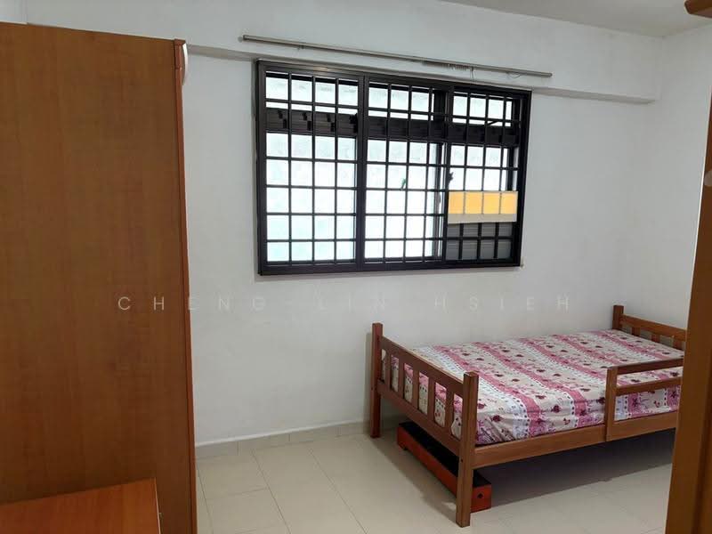 415 Hougang Avenue 10, 415 Hougang Avenue 10, Hougang / Punggol / Sengkang, Room Rental, 200 sqft, HDB Flat For Rent, by Cheng-Lin Hsieh, 500254422 - Bedroom - PropertyGuru.com.sg
