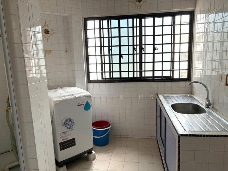 415 Hougang Avenue 10, 415 Hougang Avenue 10, Hougang / Punggol / Sengkang, Room Rental, 200 sqft, HDB Flat For Rent, by Cheng-Lin Hsieh, 500254422 - Interior - PropertyGuru.com.sg