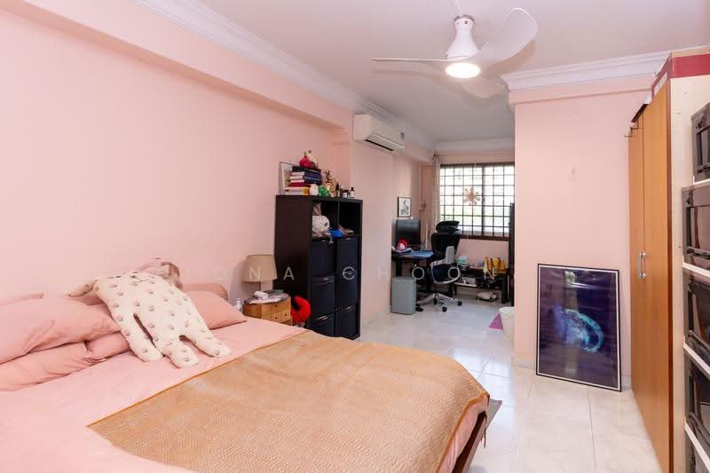 404 Choa Chu Kang Avenue 3, 404 Choa Chu Kang Avenue 3, Dairy Farm / Bukit Panjang / Choa Chu Kang, 3 Bedrooms, 1,119 sqft, HDB Flat For Sale, by Fiona Choong, 500254424 - Bedroom - PropertyGuru.com.sg