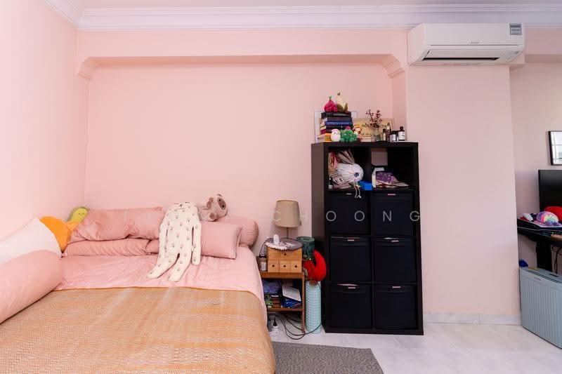 404 Choa Chu Kang Avenue 3, 404 Choa Chu Kang Avenue 3, Dairy Farm / Bukit Panjang / Choa Chu Kang, 3 Bedrooms, 1,119 sqft, HDB Flat For Sale, by Fiona Choong, 500254424 - Bedroom - PropertyGuru.com.sg