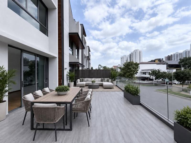Brand New landed home near Siglap Estate, East Coast | Siglap Estate, East Coast / Marine Parade, 5 Bedrooms, 4,900 sqft, Corner Terrace For Rent, by Julius WL Fock, 500254436 - Exterior - PropertyGuru.com.sg