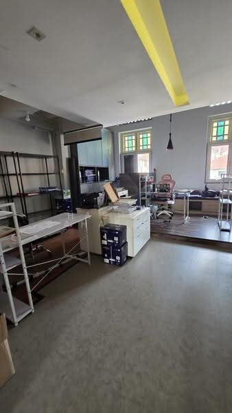 Pahang Street, Beach Road / Bugis / Rochor, 968 sqft, Office For Rent, by Hashim Bahashwan, 500254446 - Interior - CommercialGuru.com.sg
