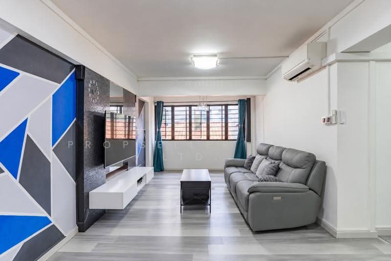 183 Yung Sheng Road, 183 Yung Sheng Road, Boon Lay / Jurong / Tuas, 3 Bedrooms, 1,249 sqft, HDB Flat For Sale, by Gina Tow, 500254460 - Living Room - PropertyGuru.com.sg