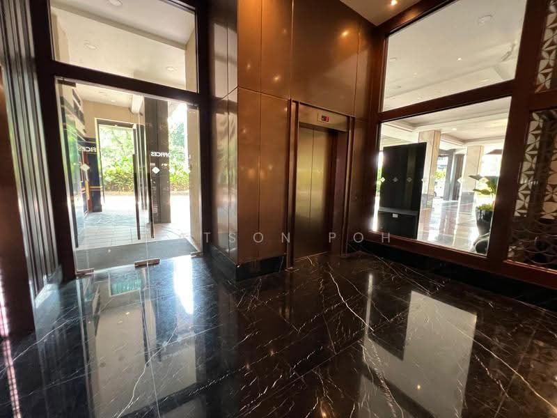 Orchard Rendezvous Hotel, 1 Tanglin Road, Tanglin / Holland / Bukit Timah, 518 sqft, Office For Rent, by Watson Poh, 500254471 - Lobby - CommercialGuru.com.sg