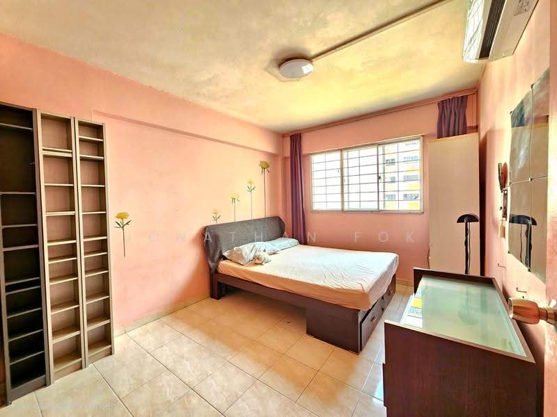 646 Yishun Street 61, 646 Yishun Street 61, Sembawang / Yishun, Room Rental, 100 sqft, HDB Flat For Rent, by Jonathan Fok, 500254472 - Bedroom - PropertyGuru.com.sg