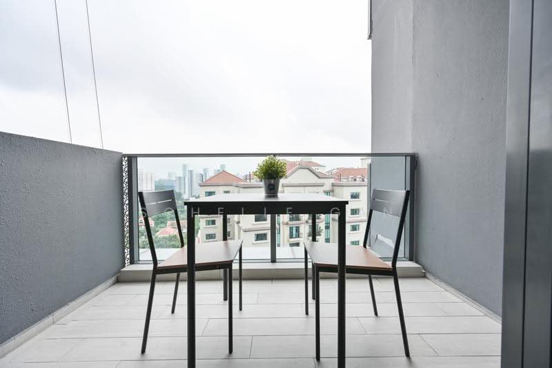 Stirling Residences, 25 Stirling Road, Alexandra / Commonwealth, 1 Bedroom, 441 sqft, Condominium For Sale, by Schelle Gan, 500254491 - Balcony - PropertyGuru.com.sg