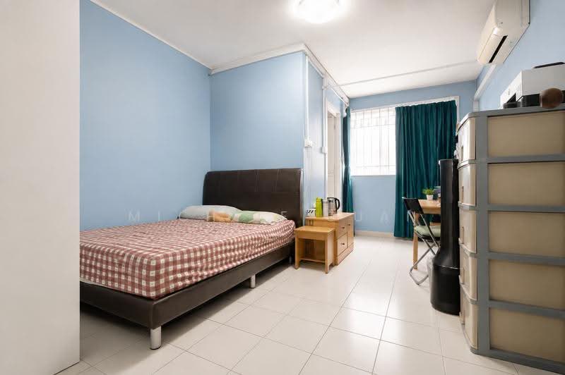 721 Jurong West Avenue 5, 721 Jurong West Avenue 5, Boon Lay / Jurong / Tuas, 3 Bedrooms, 1,119 sqft, HDB Flat For Sale, by Michele Guan, 500254492 - Bedroom - PropertyGuru.com.sg