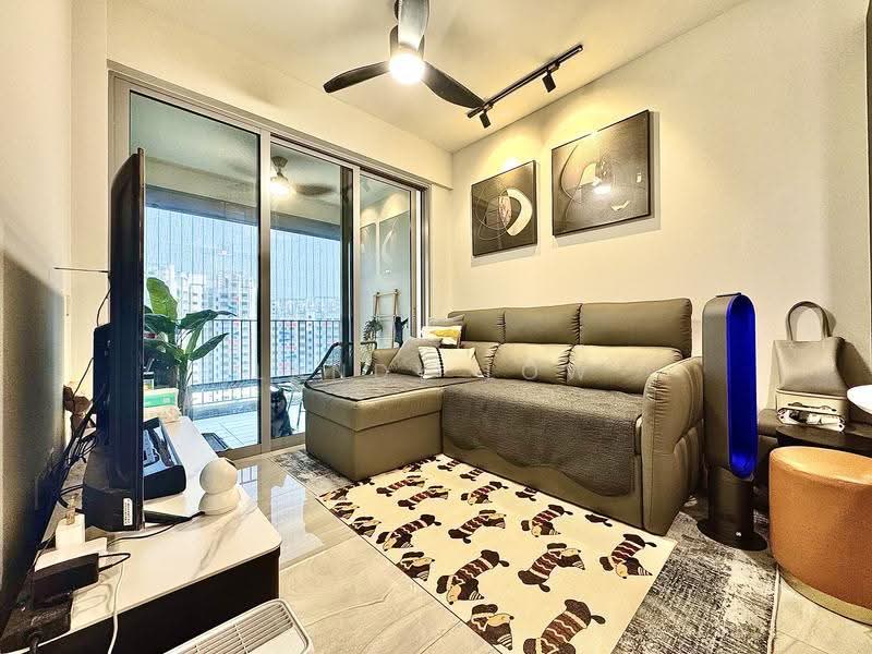 High Park Residences, 29 Fernvale Road, Seletar / Yio Chu Kang, 2 Bedrooms, 592 sqft, Condominium For Rent, by Landy Low, 500254493 - Living Room - PropertyGuru.com.sg
