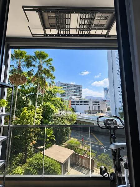Suites De Laurel, 2 Jalan Anak Bukit, Clementi Park / Upper Bukit Timah, 1 Bedroom, 614 sqft, Condominium For Sale, by Clinton Lim, 500254501 - Balcony - PropertyGuru.com.sg