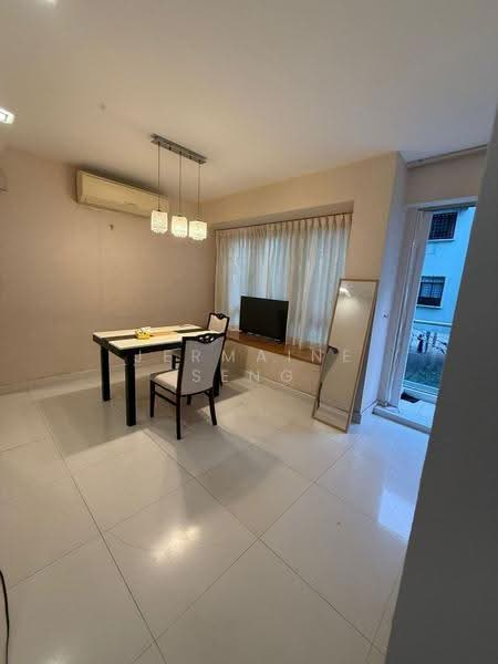 Esta Ruby, 500 Guillimard Road, Eunos / Geylang / Paya Lebar, Room Rental, 150 sqft, Condominium For Rent, by Jermaine Seng, 500254523 - Dining Room - PropertyGuru.com.sg