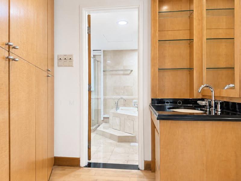 Grange 70, 70 Grange Road, Tanglin / Holland / Bukit Timah, 3 Bedrooms, 1,970 sqft, Condominium For Rent, by Lim Sheng Loo, 500254529 - Bathroom - PropertyGuru.com.sg
