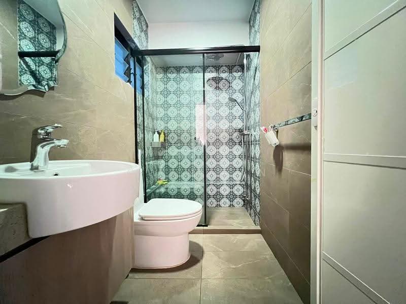 656 Woodlands Ring Road, 656 Woodlands Ring Road, Admiralty / Woodlands, 4 Bedrooms, 1,550 sqft, HDB Flat For Sale, by Owen Tan, 500254533 - Bathroom - PropertyGuru.com.sg