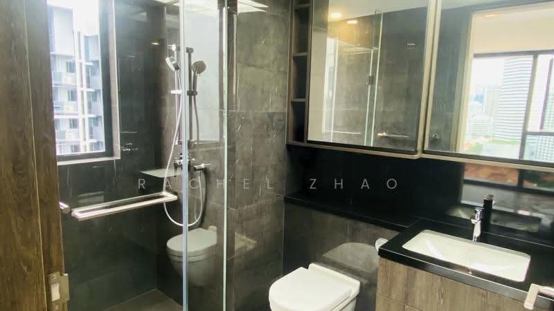 The M, 30 Middle Road, Beach Road / Bugis / Rochor, 2 Bedrooms, 743 sqft, Condominium For Sale, by Rachel Zhao, 500254548 - Bathroom - PropertyGuru.com.sg