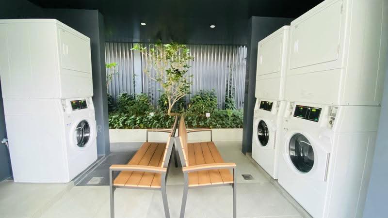 The M, 30 Middle Road, Beach Road / Bugis / Rochor, 2 Bedrooms, 743 sqft, Condominium For Sale, by Rachel Zhao, 500254548 - Laundry area - PropertyGuru.com.sg