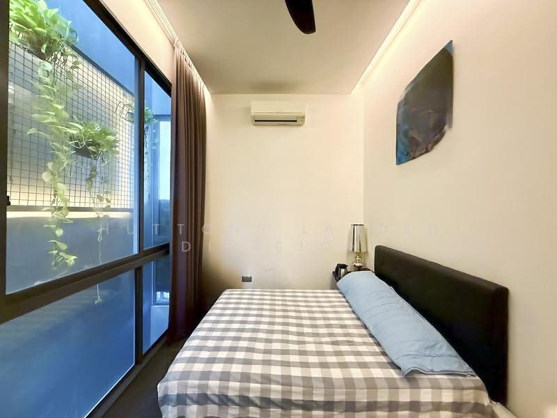 Rare Freehold Terrace with Lush Green Views, East Coast / Marine Parade, 5 Bedrooms, 3,000 sqft, Terraced House For Sale, by Homer, 500254563 - Bedroom - PropertyGuru.com.sg