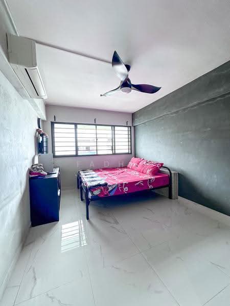 209 Yishun Street 21, 209 Yishun Street 21, Sembawang / Yishun, 3 Bedrooms, 1,345 sqft, HDB Flat For Sale, by Fadhil Jabbar, 500254574 - Bedroom - PropertyGuru.com.sg