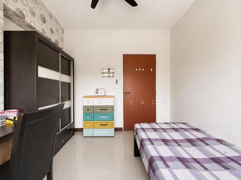512A Yishun Street 51, 512A Yishun Street 51, Sembawang / Yishun, 2 Bedrooms, 732 sqft, HDB Flat For Sale, by Farah Zack, 500254577 - Bedroom - PropertyGuru.com.sg