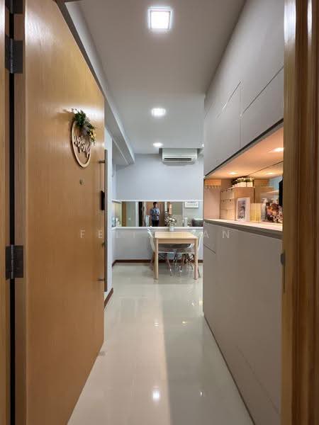 The Tampines Trilliant, 21 Tampines Central 7, Pasir Ris / Tampines, 3 Bedrooms, 1,000 sqft, Condominium For Sale, by Felix Tan, 500254588 - Entrance - PropertyGuru.com.sg
