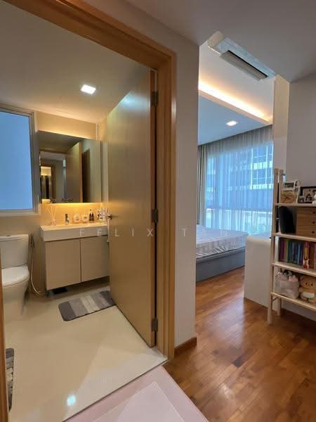 The Tampines Trilliant, 21 Tampines Central 7, Pasir Ris / Tampines, 3 Bedrooms, 1,000 sqft, Condominium For Sale, by Felix Tan, 500254588 - Bathroom - PropertyGuru.com.sg