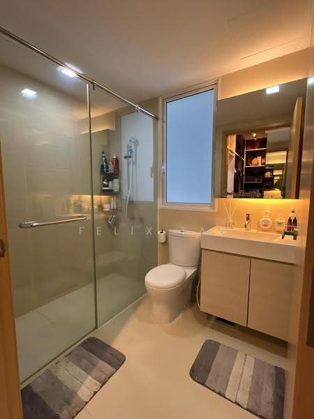 The Tampines Trilliant, 21 Tampines Central 7, Pasir Ris / Tampines, 3 Bedrooms, 1,000 sqft, Condominium For Sale, by Felix Tan, 500254588 - Bathroom - PropertyGuru.com.sg