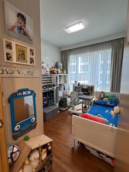 The Tampines Trilliant, 21 Tampines Central 7, Pasir Ris / Tampines, 3 Bedrooms, 1,000 sqft, Condominium For Sale, by Felix Tan, 500254588 - Bedroom - PropertyGuru.com.sg