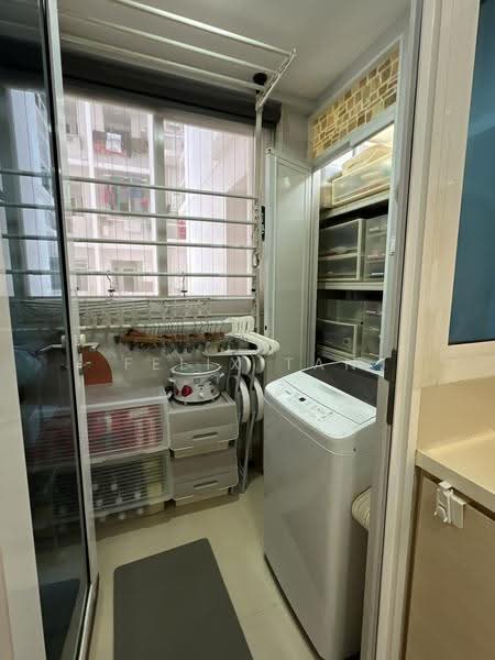 The Tampines Trilliant, 21 Tampines Central 7, Pasir Ris / Tampines, 3 Bedrooms, 1,000 sqft, Condominium For Sale, by Felix Tan, 500254588 - Balcony - PropertyGuru.com.sg