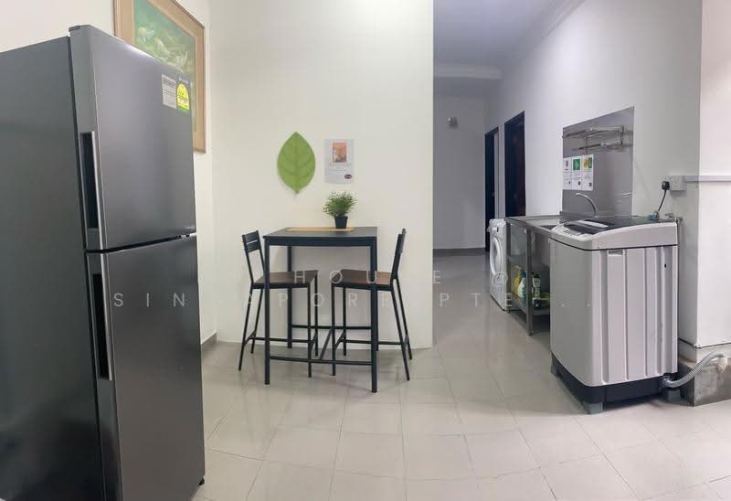 Yi Kai Court, 371 Upper Paya Lebar Road, Hougang / Punggol / Sengkang, Room Rental, 126 sqft, Walk-up Apartment For Rent, by Desmond, 500254595 - Kitchen - PropertyGuru.com.sg