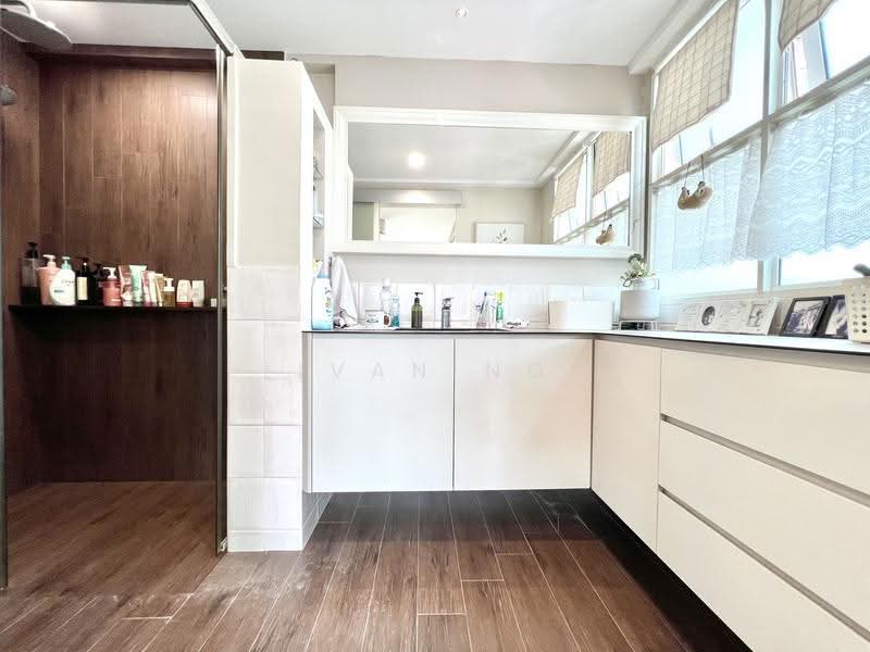 Evergreen Park, 31 Hougang Avenue 7, Hougang / Punggol / Sengkang, 4 Bedrooms, 1,345 sqft, Condominium For Sale, by Ivan Ng, 500254601 - Bathroom - PropertyGuru.com.sg
