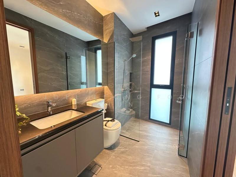 Sembawang Straits Estate, 23 Jalan Sankam, Sembawang / Yishun, 5 Bedrooms, 4,834 sqft, Terraced House For Sale, by Joel Leong Foo Shun, 500254616 - Bathroom - PropertyGuru.com.sg