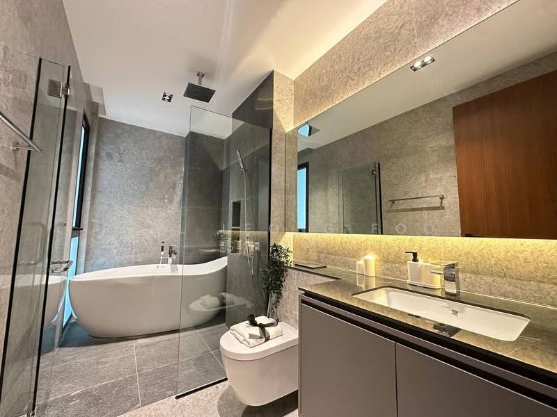Sembawang Straits Estate, 23 Jalan Sankam, Sembawang / Yishun, 5 Bedrooms, 4,834 sqft, Terraced House For Sale, by Joel Leong Foo Shun, 500254616 - Bathroom - PropertyGuru.com.sg