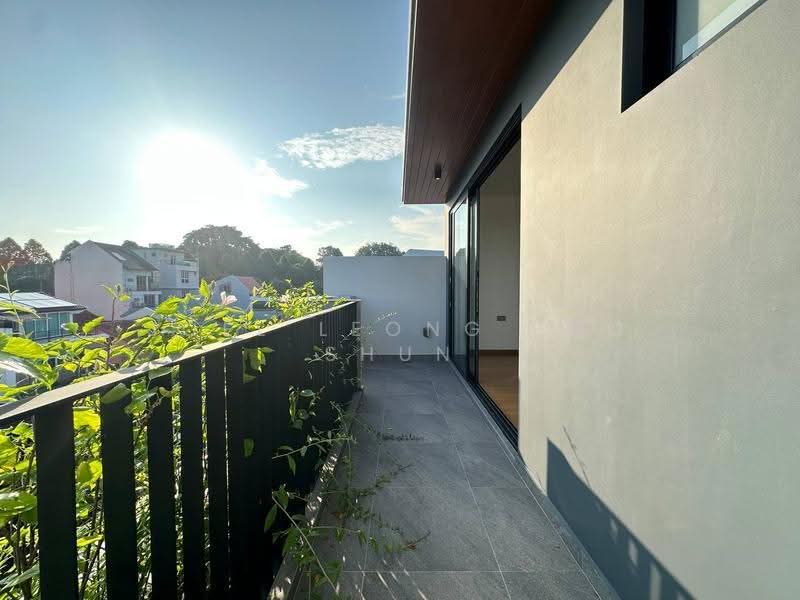 Sembawang Straits Estate, 23 Jalan Sankam, Sembawang / Yishun, 5 Bedrooms, 4,834 sqft, Terraced House For Sale, by Joel Leong Foo Shun, 500254616 - Balcony - PropertyGuru.com.sg