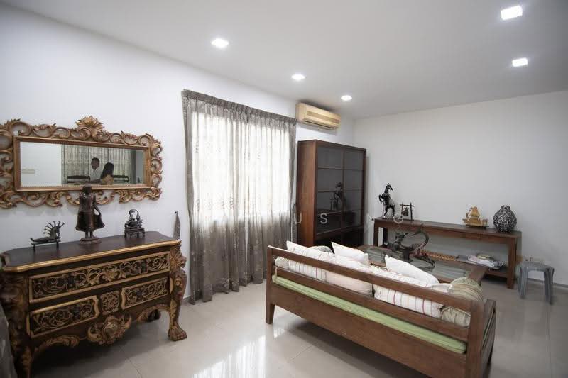 Kechubong Terrace, Jalan Kechubong, Seletar / Yio Chu Kang, 6 Bedrooms, 6,000 sqft, Detached House For Sale, by Ignatius Ng, 500254630 - Living room - PropertyGuru.com.sg