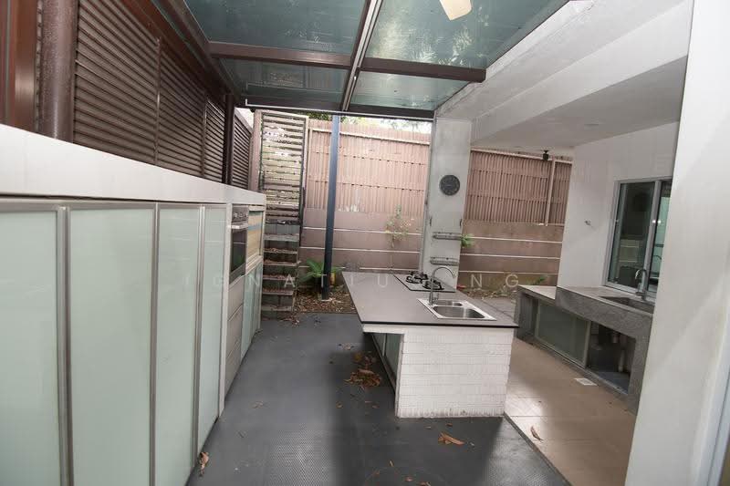 Kechubong Terrace, Jalan Kechubong, Seletar / Yio Chu Kang, 6 Bedrooms, 6,000 sqft, Detached House For Sale, by Ignatius Ng, 500254630 - Wet kitchen - PropertyGuru.com.sg