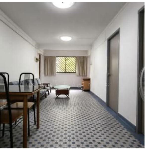 17 Lorong 7 Toa Payoh, 17 Lorong 7 Toa Payoh, Balestier / Toa Payoh, 2 Bedrooms, 829 sqft, HDB Flat For Sale, by Sheila Neo, 500254636 - Living Room - PropertyGuru.com.sg