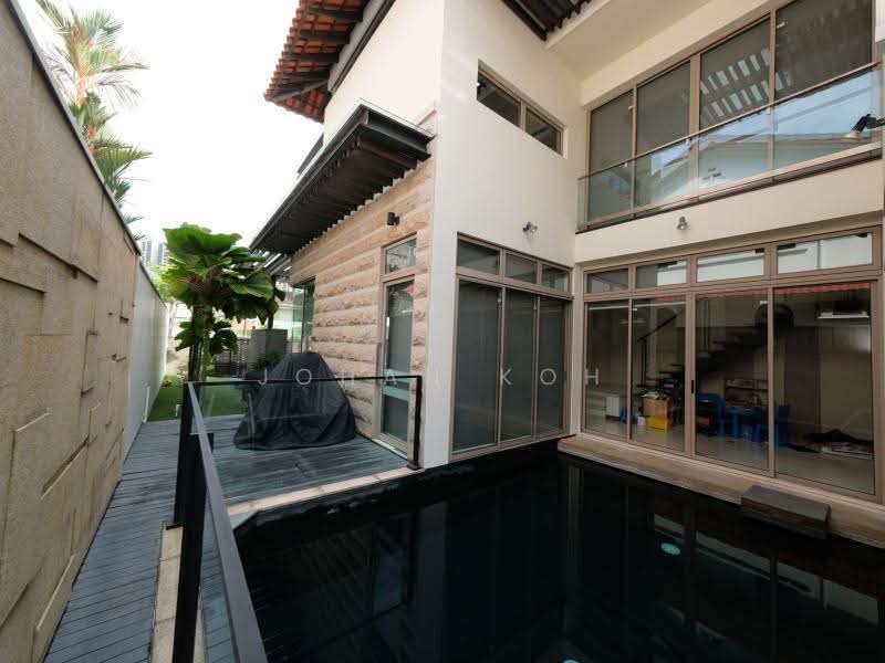 Renovated Semi Detached | Lucky Heights Spring Side Park Estate, Jalan Remis Lucky Heights Bayshore Sennett Lane, Bedok / Upper East Coast, 5 Bedrooms, 4,000 sqft, Semi-Detached House For Rent, by Johan Koh, 500254652 - Exterior - PropertyGuru.com.sg