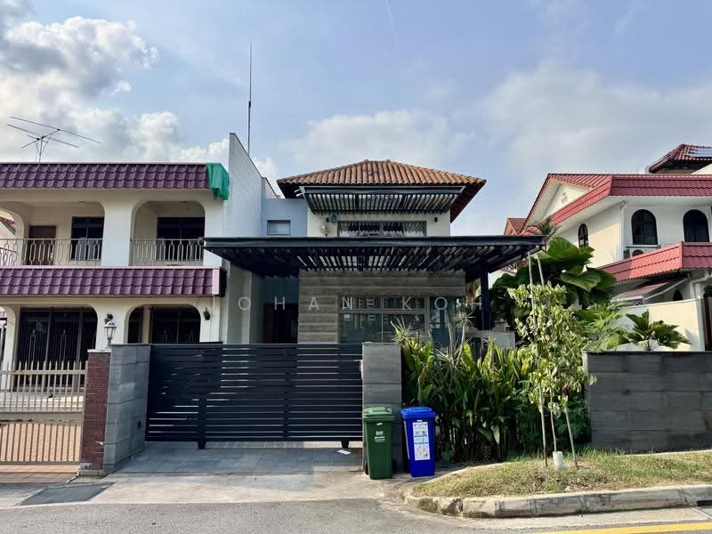Renovated Semi Detached | Lucky Heights Spring Side Park Estate, Jalan Remis Lucky Heights Bayshore Sennett Lane, Bedok / Upper East Coast, 5 Bedrooms, 4,000 sqft, Semi-Detached House For Rent, by Johan Koh, 500254652 - Exterior - PropertyGuru.com.sg