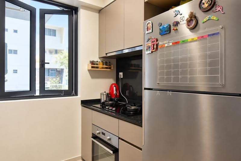 The Florence Residences, 87 Hougang Avenue 2, Hougang / Punggol / Sengkang, 3 Bedrooms, 980 sqft, Condominium For Sale, by Jasmine Tan, 500254672 - Kitchen - PropertyGuru.com.sg