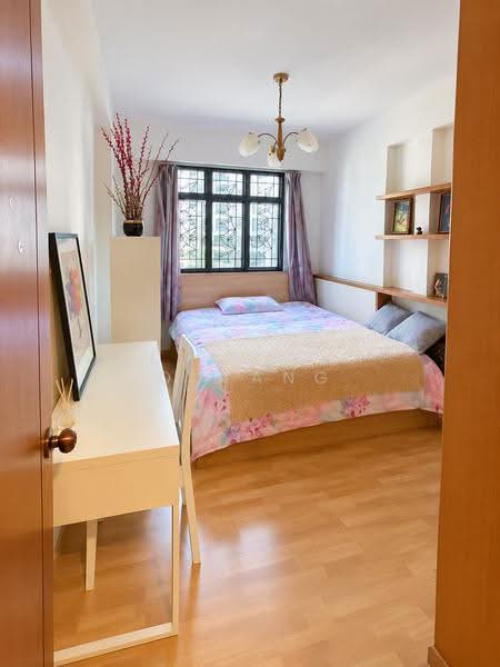 The Florida, 72 Hougang Avenue 7, Hougang / Punggol / Sengkang, 3 Bedrooms, 1,313 sqft, Condominium For Sale, by Elva Elva Ouyang, 500254676 - Bedroom - PropertyGuru.com.sg