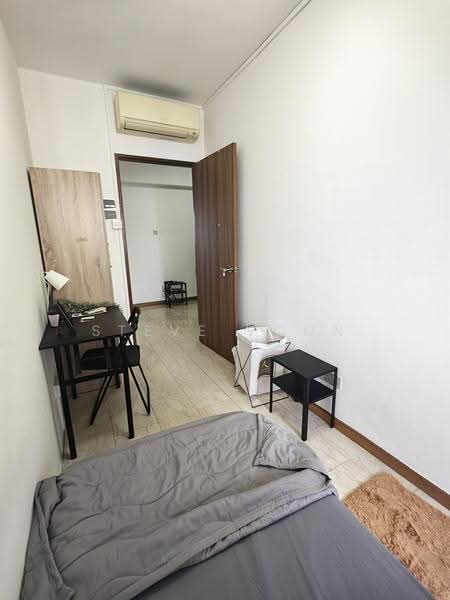 Le Crescendo, 233 Paya Lebar Road, Eunos / Geylang / Paya Lebar, Room Rental, 120 sqft, Condominium For Rent, by Steve Voon, 500254690 - Bedroom - PropertyGuru.com.sg