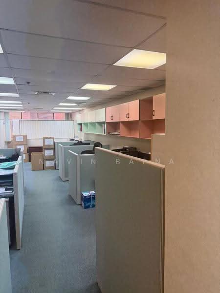 International Plaza, 10 Anson Road, Chinatown / Tanjong Pagar, 678 sqft, Office For Rent, by Navin Bafna, 500254698 - Interior - CommercialGuru.com.sg