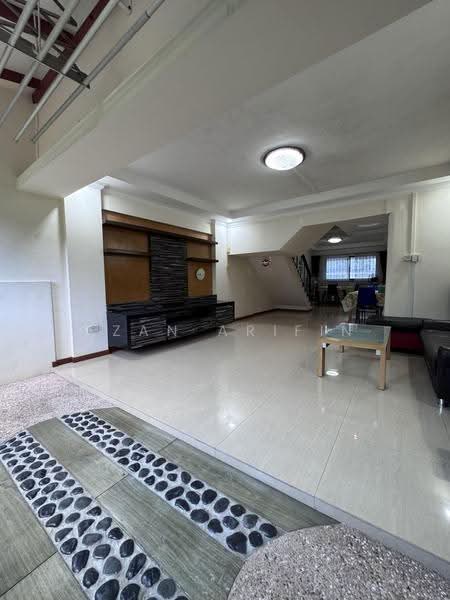 542 Bukit Batok Street 52, 542 Bukit Batok Street 52, Dairy Farm / Bukit Panjang / Choa Chu Kang, 3 Bedrooms, 1,582 sqft, HDB Flat For Rent, by Azan Arifin, 500254700 - Living Room - PropertyGuru.com.sg