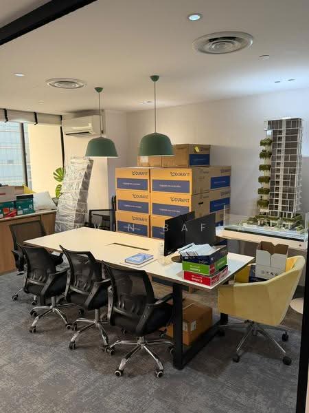 International Plaza, 10 Anson Road, Chinatown / Tanjong Pagar, 635 sqft, Office For Rent, by Navin Bafna, 500254705 - Interior - CommercialGuru.com.sg