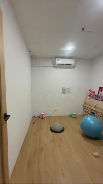Parkway Centre, 1 1, East Coast / Marine Parade, 1,130 sqft, Other Retail For Rent, by Ssharon Loh, 500254708 - CommercialGuru.com.sg