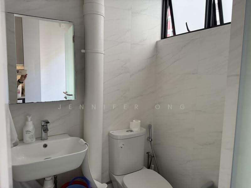 17 Toh Yi Drive, 17 Toh Yi Drive, Clementi Park / Upper Bukit Timah, 3 Bedrooms, 1,119 sqft, HDB Flat For Sale, by Jennifer Ong, 500254713 - Bathroom - PropertyGuru.com.sg