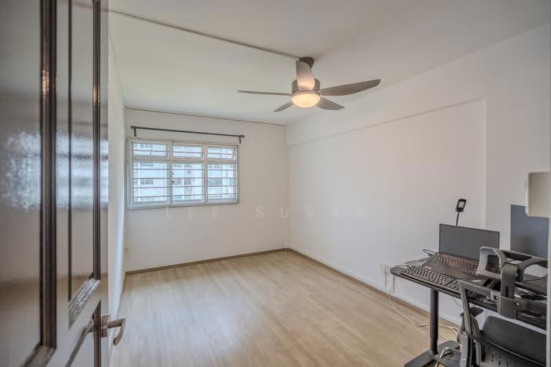 315 Clementi Avenue 4, 315 Clementi Avenue 4, Buona Vista / West Coast / Clementi New Town, 3 Bedrooms, 980 sqft, HDB Flat For Sale, by Lee Susan, 500254725 - Study - PropertyGuru.com.sg